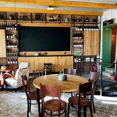 Penzion A Bistro Stary Kopec Znojmo Exterior foto