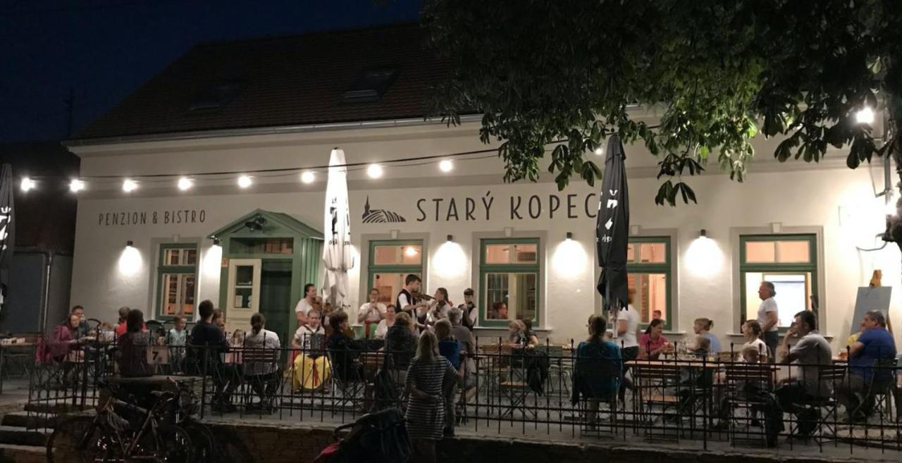 Penzion A Bistro Stary Kopec Znojmo Exterior foto